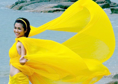 Sao Việt khoe dáng nóng bỏng với bikini, Ca nhạc - MTV, sao viet, ho ngoc ha, phi thanh van, elly hatran, tang thanh ha, thuy tien