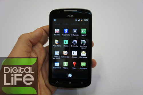 ZTE Skate màn hình 4.3 inch, giá 360 USD - 5