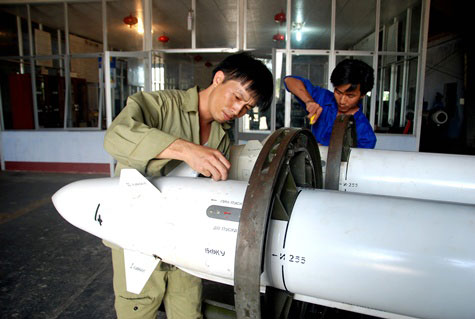 Cận cảnh chiến đấu cơ Việt khai hỏa - 1