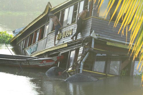 4 thi hài người nước ngoài vẫn "kẹt" ở VN - 1