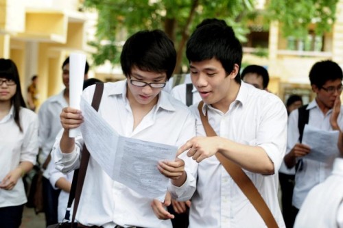 Video: Kết thúc ngày thi thứ 2 kì thi tốt nghiệp THPT - 3
