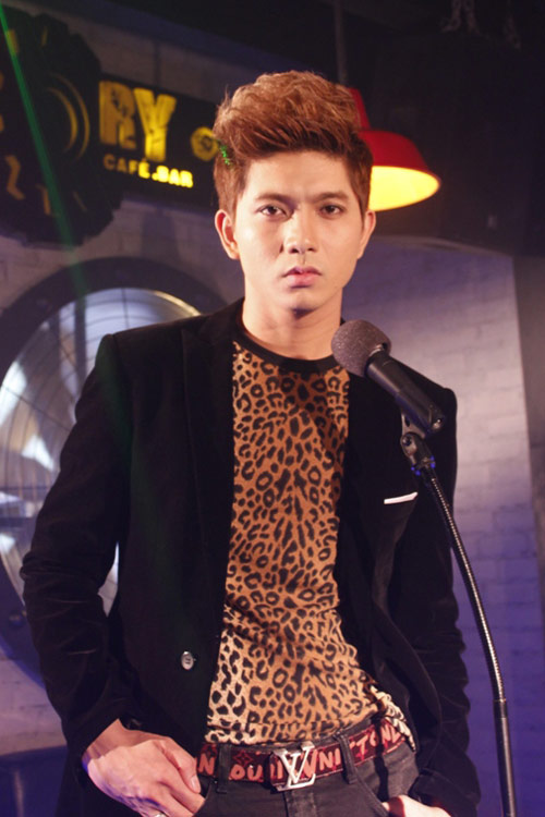 Tim vào vai chính mình trong clip mới, Ca nhạc - MTV, Tim, ca si, scandal, Minh Hang, Thuy Top, Tinh giac, MV ca nhac
