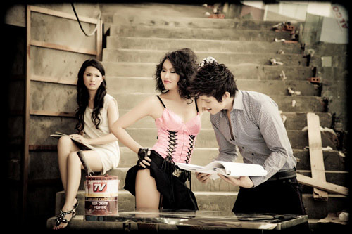 Phi Thanh Vân ... "cướp tình" trong game online mới - 1