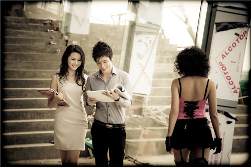 Phi Thanh Vân ... "cướp tình" trong game online mới - 3