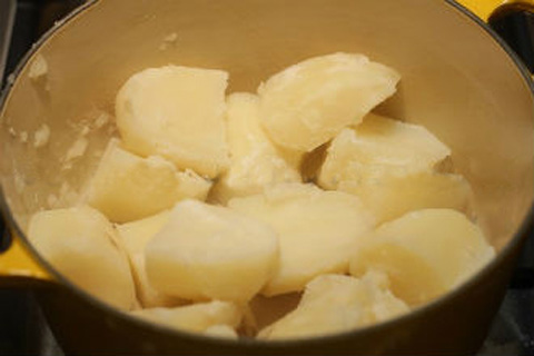 Giòn rụm khoai tây nhân thịt chiên xù - 4