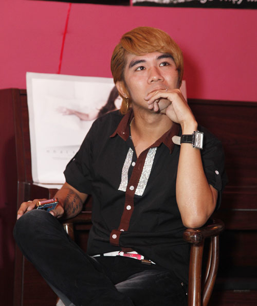 Hinh+Xam+Khanh+Don Hinh Xam Khanh Don http://www.24h.com.vn/ca-nhac-mtv/nhat-kim-anh-bat ...