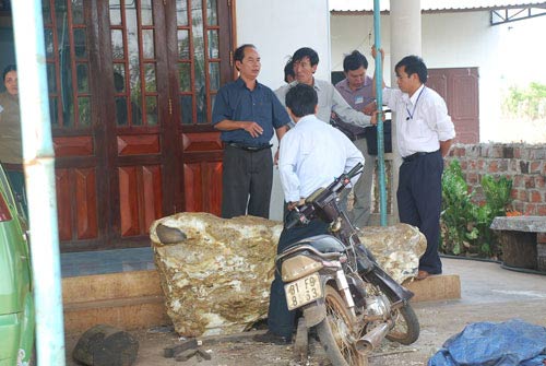 "Đá xây móng nhà cũng phải cưỡng chế" - 1