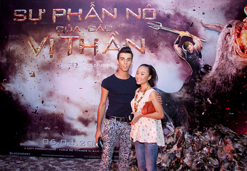 Angela Phương Trinh vai trần vẫn sến, Phim, Angela Phuong Trinh,Wrath Of The Titans, Su phan no cua cac vi than, Doan trang, Ngoc quyen, anh khoa, Minh quan, tuan tu, dien vien, phim moi, phim chieu rap
