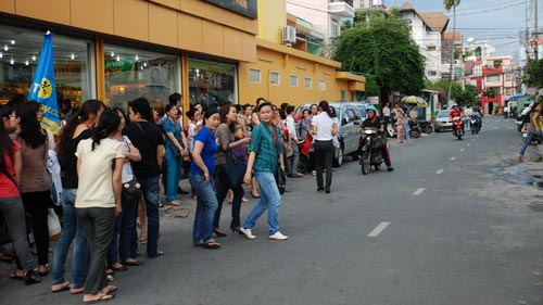 Nhốn nháo vì động đất ở HN và TPHCM, Tin tức trong ngày, dong dat, dong dat o hn, dong dat o tphcm, dong dat viet nam, song than, tham hoa, thien tai, tham hoa thien nhien, bao, tin nhanh, tin hot, tin tuc