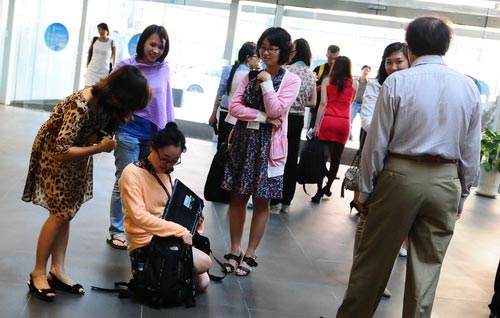Nhốn nháo vì động đất ở HN và TPHCM, Tin tức trong ngày, dong dat, dong dat o hn, dong dat o tphcm, dong dat viet nam, song than, tham hoa, thien tai, tham hoa thien nhien, bao, tin nhanh, tin hot, tin tuc