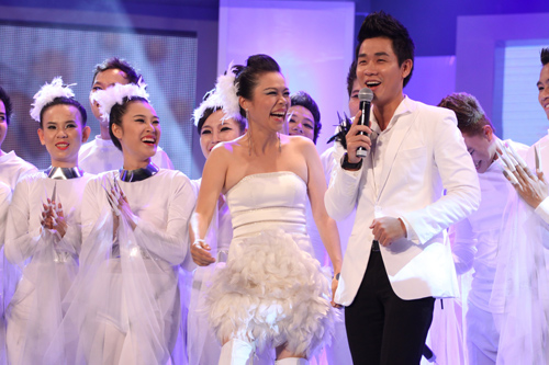 Mỹ Lệ “đá khéo” đội Phan Đinh Tùng, Ca nhạc - MTV, Hop ca tranh tai, Hop ca tranh tai 2012, Hợp ca tranh tài, Ngoc Anh, Phan Dinh Tung, My Le, Duc Tuan,  Cac doi hop ca, ca si, thi sinh