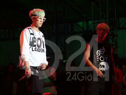 Big Bang nghẹt thở trong vòng vây fan Việt, Ca nhạc - MTV, Big Bang, Big Bang den Viet Nam, SoudFest, dai nhac hoi, sao ngoai, ca si, tin tuc