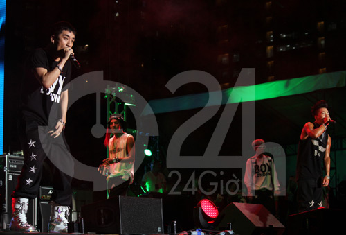 Big Bang nghẹt thở trong vòng vây fan Việt, Ca nhạc - MTV, Big Bang, Big Bang den Viet Nam, SoudFest, dai nhac hoi, sao ngoai, ca si, tin tuc