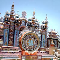 Đột nhập "thành phố hồn ma" ở Việt Nam
