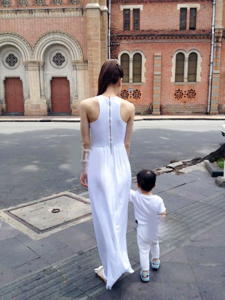 Cường đô la khoe ảnh cận mặt vợ con - 3