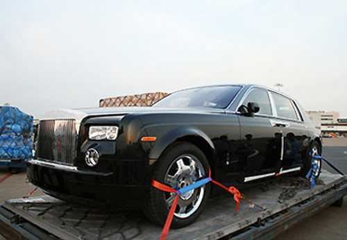 "Soi" những chiếc Rolls-Royce đình đám nhất Việt Nam, Xe xịn, Ô tô - Xe máy, Rolls-Royce, Rolls-Royce Viet nam, xe sieu sang, bong ma, xe khung nhat, o to, Rolls-Royce Phantom, Rolls-Royce Ghost, Rolls-Royce Dragon, tin tuc o to xe may, o to xe may