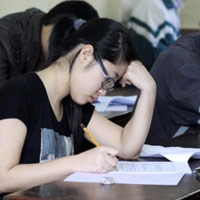 Đại học FPT phản hồi ra đề "trinh tiết"