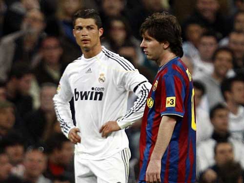 Tự truyện Ronaldo (P5): Trời sinh Ronaldo, sao còn sinh Messi, Bóng đá, tu truyen ronaldo, cristiano ronaldo, ronaldo va messi, lionel messi, cr7, ronaldo, sporting lisbon, ngay tho au ronaldo, bong da, bong da tay ban nha, bao bong da, bong da 24h, lich thi dau bong da, ket qua bong da
