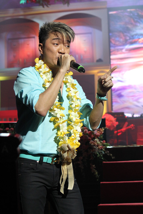 Mr. Đàm đưa khán giả trở về tuổi thơ, Ca nhạc - MTV, Dam Vinh Hung, Mr Dam, Tuoi hong tho ngay, dem nhac, single, tuoi tho, ca si, tin tuc