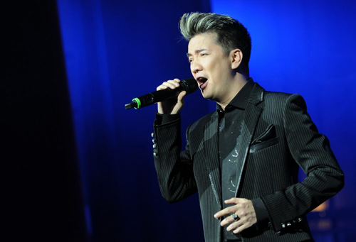 Mr. Đàm đưa khán giả trở về tuổi thơ, Ca nhạc - MTV, Dam Vinh Hung, Mr Dam, Tuoi hong tho ngay, dem nhac, single, tuoi tho, ca si, tin tuc