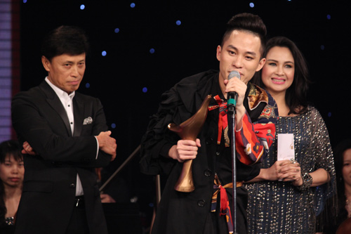 Thu Minh trắng tay giải Cống hiến, Ca nhạc - MTV, Thu Minh, Tung Duong, My Linh, Ho Ngoc Ha, Cong hien, trao giai, trang tay, ca si, tin tuc