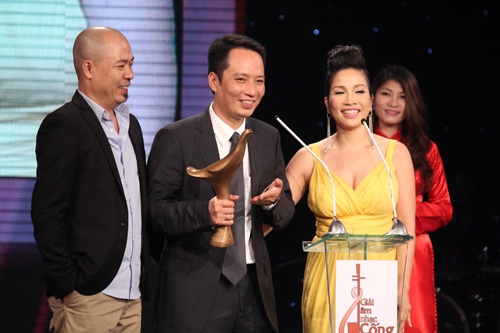 Thu Minh trắng tay giải Cống hiến, Ca nhạc - MTV, Thu Minh, Tung Duong, My Linh, Ho Ngoc Ha, Cong hien, trao giai, trang tay, ca si, tin tuc