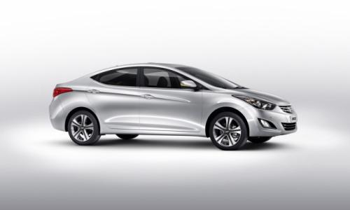 Hyundai Elentra:Trẻ trung, năng động - 2