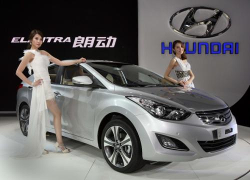 Hyundai Elentra:Trẻ trung, năng động - 3