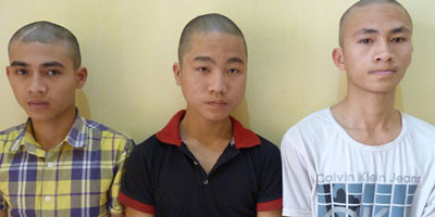 Xem phim "đen", 3 trai làng giở trò đồi bại, An ninh Xã hội, vu an, canh giac, cuong hiep, gio tro doi bai, gio tro, bao