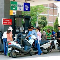 Bộ Tài chính lý giải việc tăng giá xăng