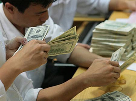 Giá USD nhảy dựng vì... chính sách, Tài chính - Bất động sản, ngan hang, usd, ty gia, gia usd, vang, thi truong, xuat nhap khau, ngoai te, ngoai hoi, bao