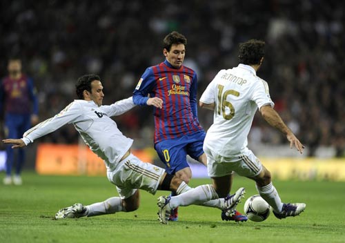 Real: "Đại phẫu" ở Bernabeu, Bóng đá Tây Ban Nha, Bóng đá, real, mourinho, kaka, higuain, lass, altintop, carvalho, martinez, aguero, bong da, bong da 24h, ket qua bong da, bao bong da