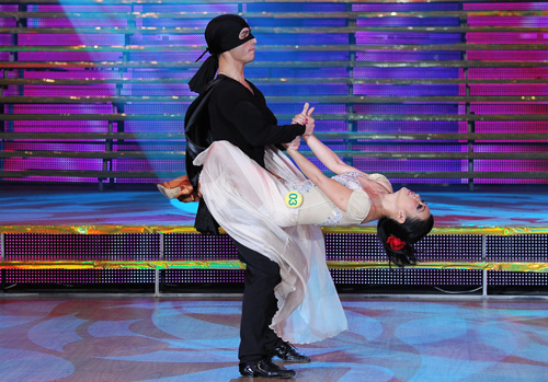 Bước nhảy 6: Đêm thăng hoa và sexy, Ca nhạc - MTV, Buoc nhay hoan vu 2012, Minh Hang, Minh Quan, Phuong Thanh, Van Trang, Nam Thanh, Huynh Dong, Anh Thu, ca si, ban giam khao, dien vien