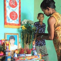 Thảm kịch người yêu mẹ làm con có thai