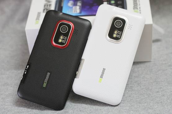 Hà Nội nóng với 1000 suất mua siêu smartphone giá rẻ, Thời trang Hi-tech, 