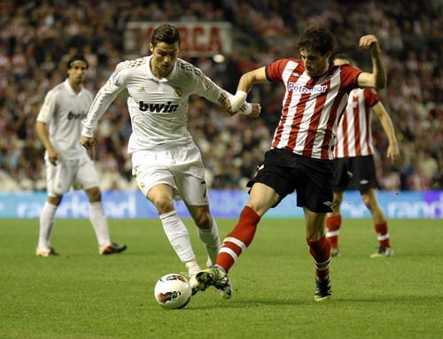 Real: Kền kền chảy máu?, Bóng đá Tây Ban Nha, Bóng đá, Real, Bernabeu, Ken ken trang, kaka, mourinho, higuain, lass, man city, bong da, bong da tay ban nha, bong da 24h, ket qua bong da, bao bong da, euro 2012