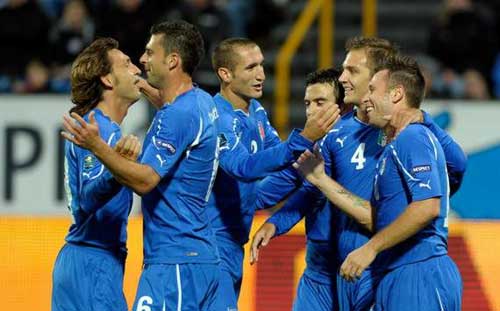 Đường tới Euro 2012 – Italia: Sức sống mới, Bóng đá, dt italia, italia, azzurri, prandelli, buffon, balotelli, pirlo, euro 2012, lich thi dau euro, lich thi dau euro 2012, lich euro, lich dau euro, lich euro 2012