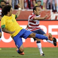 Mỹ - Brazil: Tiệc tấn công