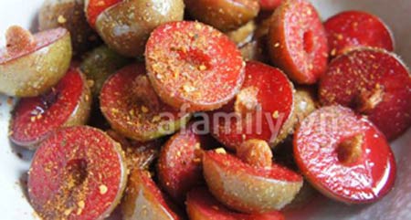 Thòm thèm mận hậu dầm chua ngọt - 8