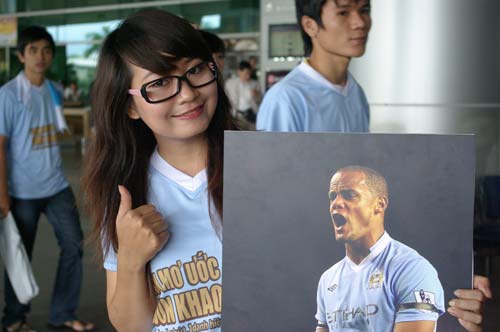 Fan háo hức đón Kompany đến Việt Nam, Bóng đá Ngoại hạng Anh, Bóng đá, Kompany sang viet nam, kompany, vincent kompany, man city, premier league, ngoai hang anh, bong da anh, bong da, ket qua bong da, bong da 24h, bao bong da