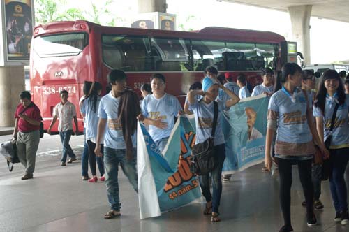 Fan háo hức đón Kompany đến Việt Nam, Bóng đá Ngoại hạng Anh, Bóng đá, Kompany sang viet nam, kompany, vincent kompany, man city, premier league, ngoai hang anh, bong da anh, bong da, ket qua bong da, bong da 24h, bao bong da