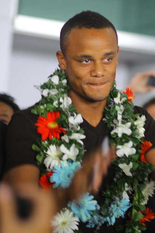 Kompany đã đến Việt Nam, Bóng đá Ngoại hạng Anh, Bóng đá, Kompany sang viet nam, vincent kompany, kompany, man city, bong da anh, premier league, ngoai hang anh, bong da, bong da 24h, ket qua bong da, bao bong da