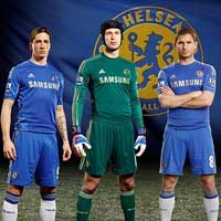 Video: Chelsea ra mắt áo đấu mới
