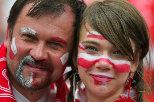 Video: Ấn tượng lễ khai mạc Euro 2012, Video bóng đá hot, Bóng đá, video khai mac euro 2012, video euro 2012, euro 2012, euro, lich thi dau euro 2012, lich euro 2012, ba lan, bong da, bao bong da, ket qua bong da, bong da 24h, lich thi dau bong da