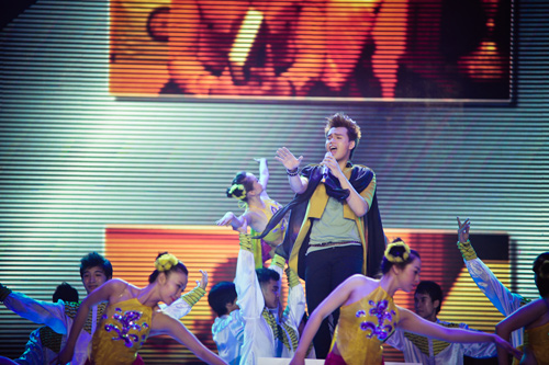 Tùng Dương  lo ngại bị “soán ngôi”?, Ca nhạc - MTV, tung duong, sao mai diem hen,sao mai diem hen 2012, chung ket sao mai diem hen 2012,  ban sao, soan ngoi, nguyen hai phong, phan huyen thu, ca sy