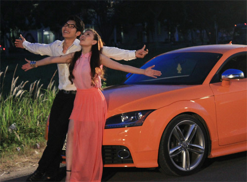 Nam Thành ôm hôn Thu Thủy, Ca nhạc - MTV, Nam Thanh, Thu Thuy, tinh tu, nguoi yeu, mv, clip, ca si, tin tuc