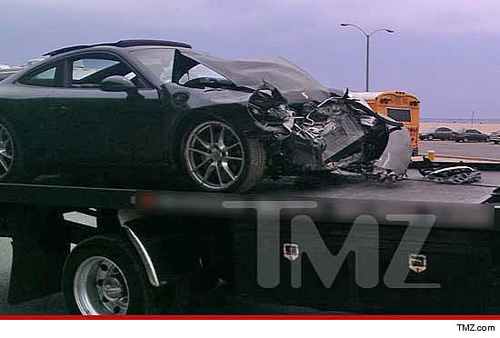 “Gái hư” Lohan đâm nát bét đầu Porsche, Xe xịn, Ô tô - Xe máy, Lindsay Lohan, Lohan bi tai nan, Gai hu Lohan tai nan xe, Lindsay Lohan dam nat bet Porsche, Lohan dam nat bet dau Porsche, Lohan, Gai hu Lohan, o to, gai hu, tai nan xe, tin o to, Lindsay Lohan bi dam xe, Lindsay Lohan lai Porsche, Porsche 911