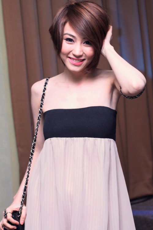 Mặc scandal, Ngân Khánh vẫn đi hát, Ca nhạc - MTV, Ngan Khanh, scandal, ban dam, Van Quang Long, Lam Vu, liveshow, ca si, tin tuc