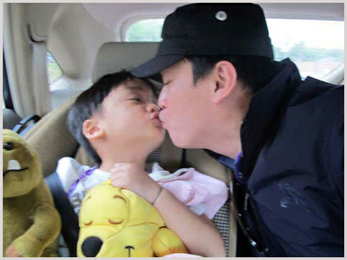 Sao Việt kể chuyện làm bố... xa, Ca nhạc - MTV, ngay cua cha, ong bo, xa con, Huy Khanh, Lam Truong, Tim, ca si, tin tuc