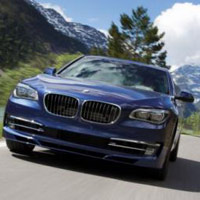 BMW B7 Alpina có giá 128,495 USD